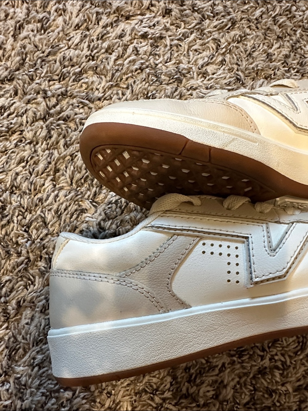 Women's Vans 6.5 - Picture 8 of 13